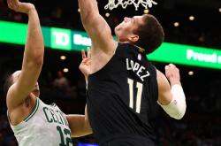 开云体育官方网站-云南队主场受挫，球迷怀疑教练战术