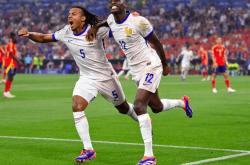 开云下载-西班牙客场逆转，继续领跑欧洲预选赛