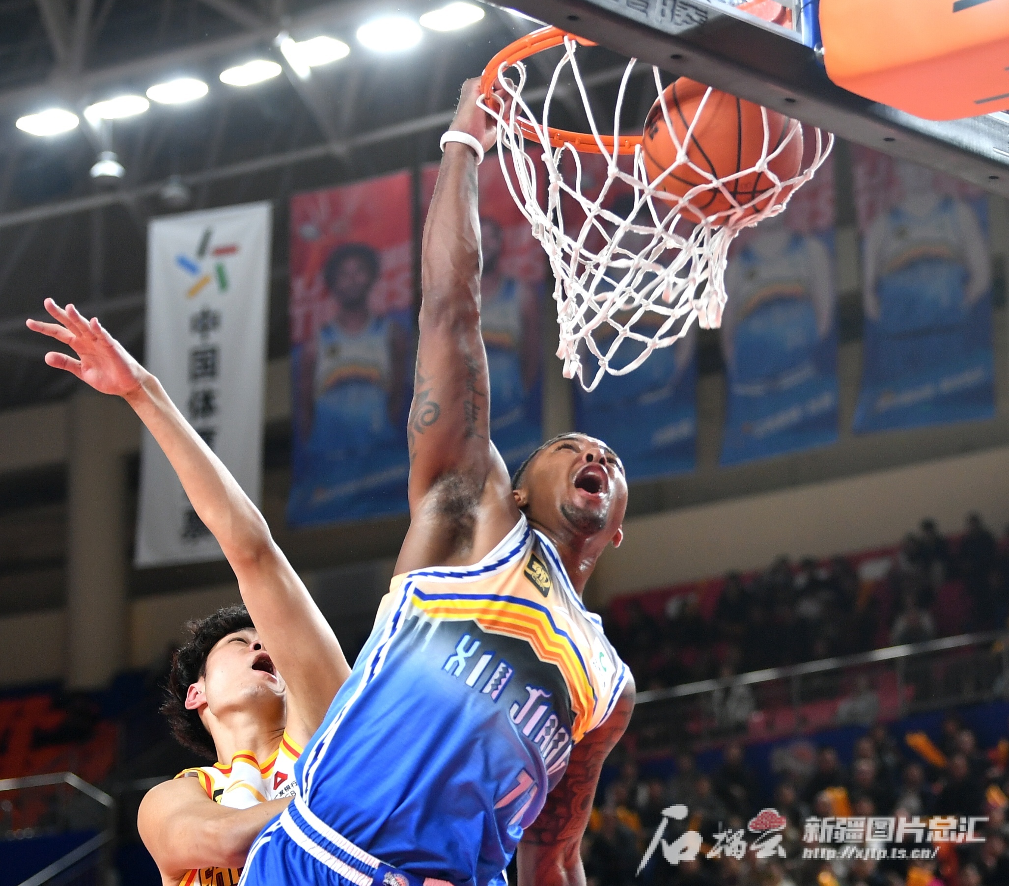云南男篮在主场力克新疆男篮 云南男篮在主场力克新疆男篮