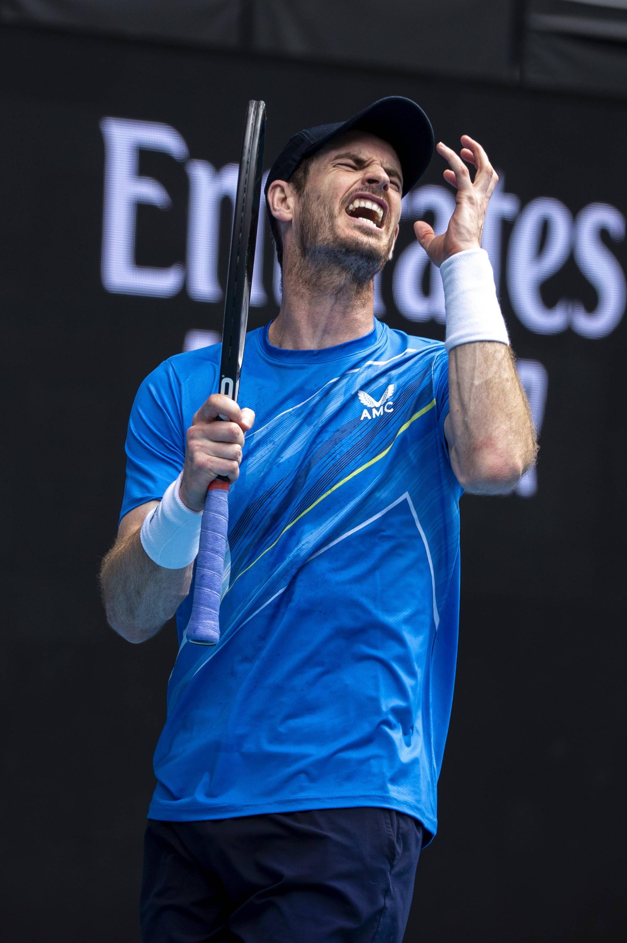 关于美国网球队爆冷意大利网球队,穆雷统治全场的信息 关于美国网球队爆冷意大利网球队,穆雷统治全场的信息