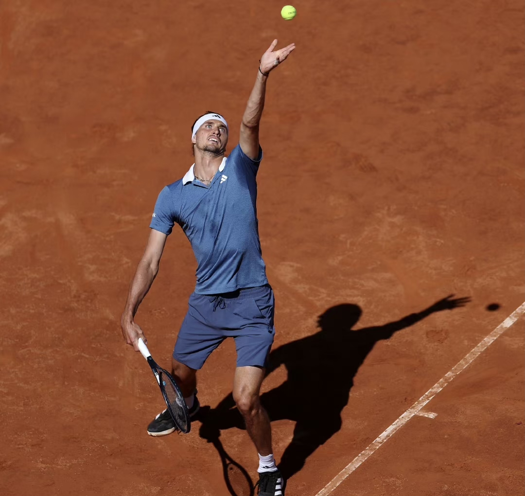 年终总决赛逆转戴维斯杯，兹维列夫惊艳四座