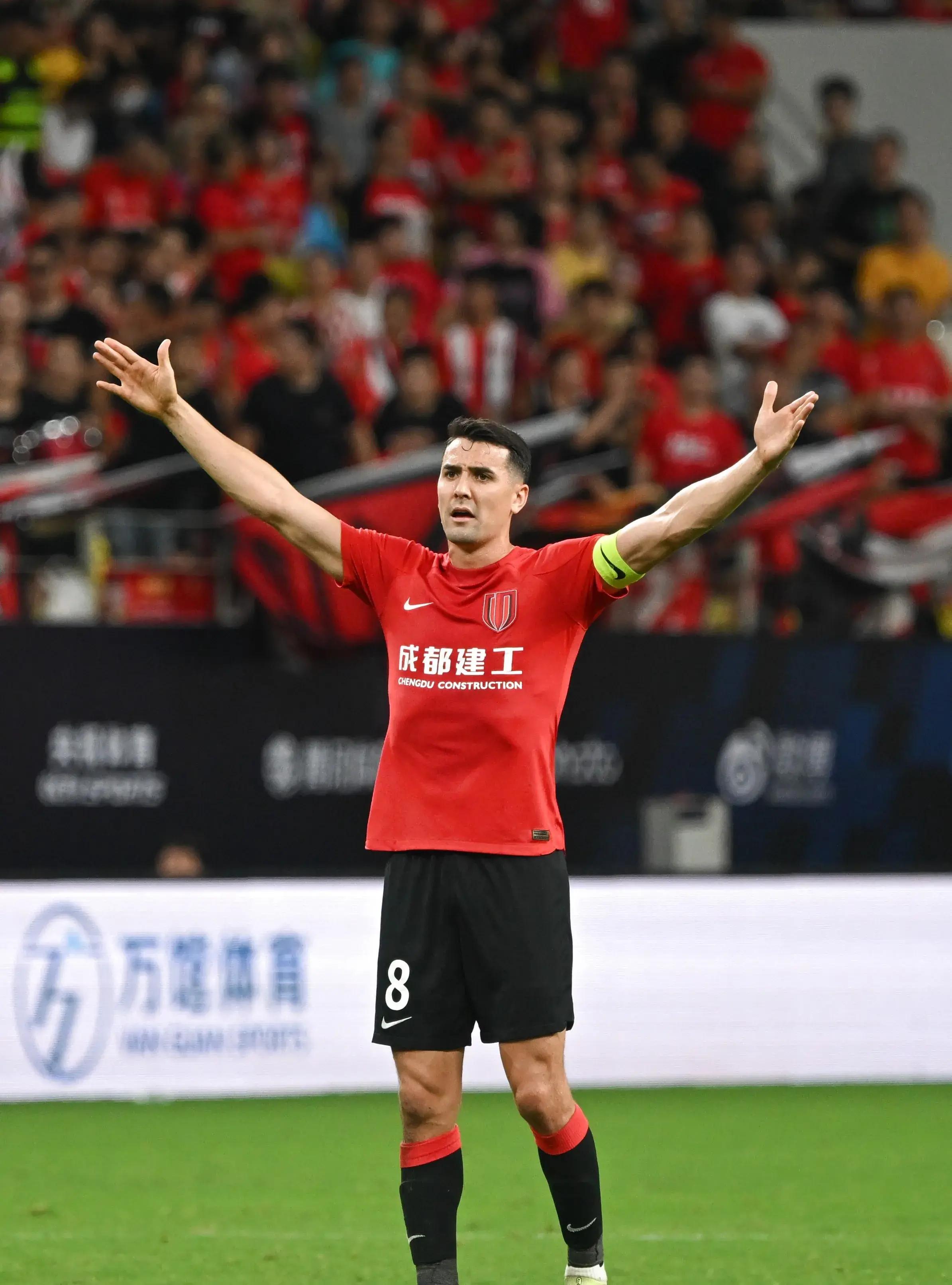 守门员神扑冠绝联赛,球队稳定胜局越发分明的简单介绍 守门员神扑冠绝联赛,球队稳定胜局越发分明的简单介绍