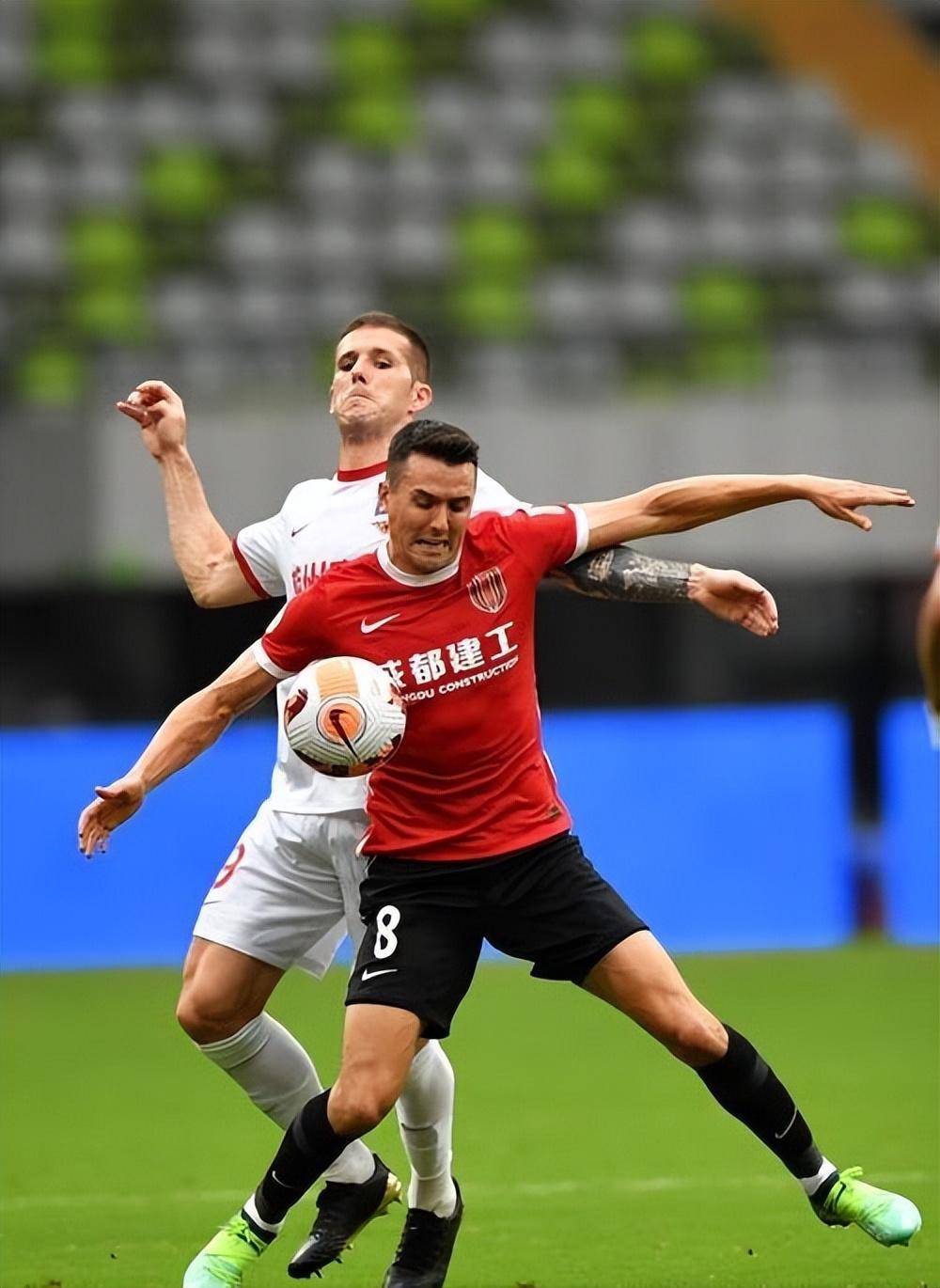 包含上港客场逆转,继续领跑积分榜的词条 包含上港客场逆转,继续领跑积分榜的词条