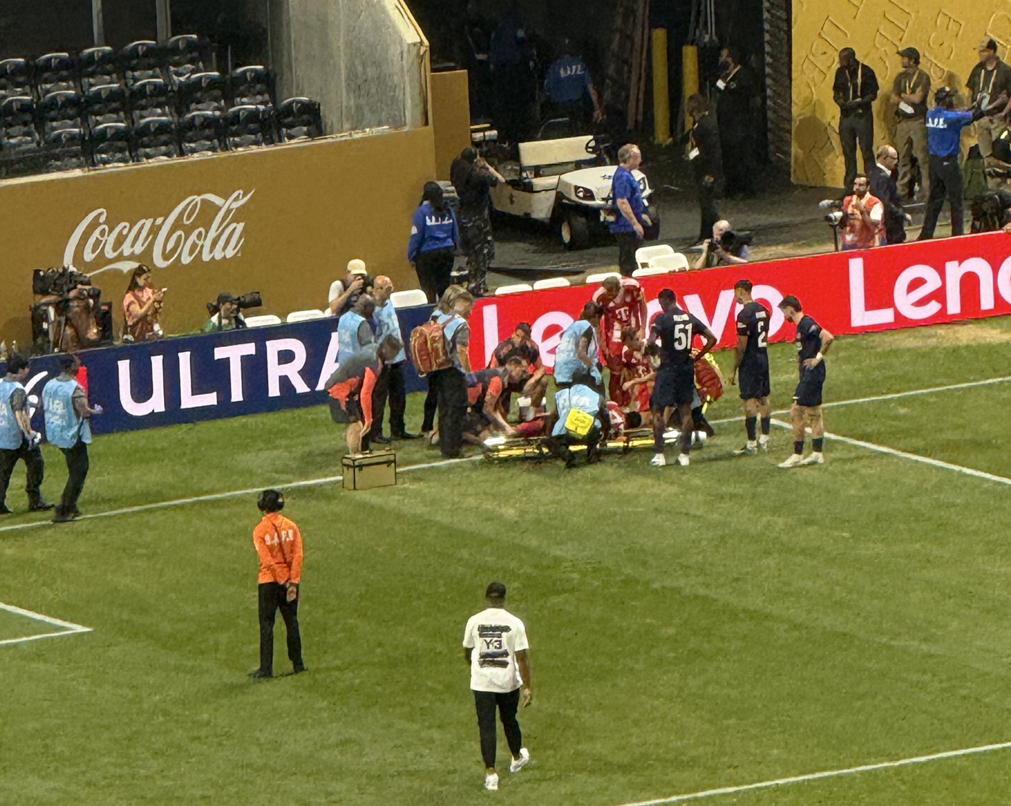 阿根廷女足联赛遭遇暴力事件