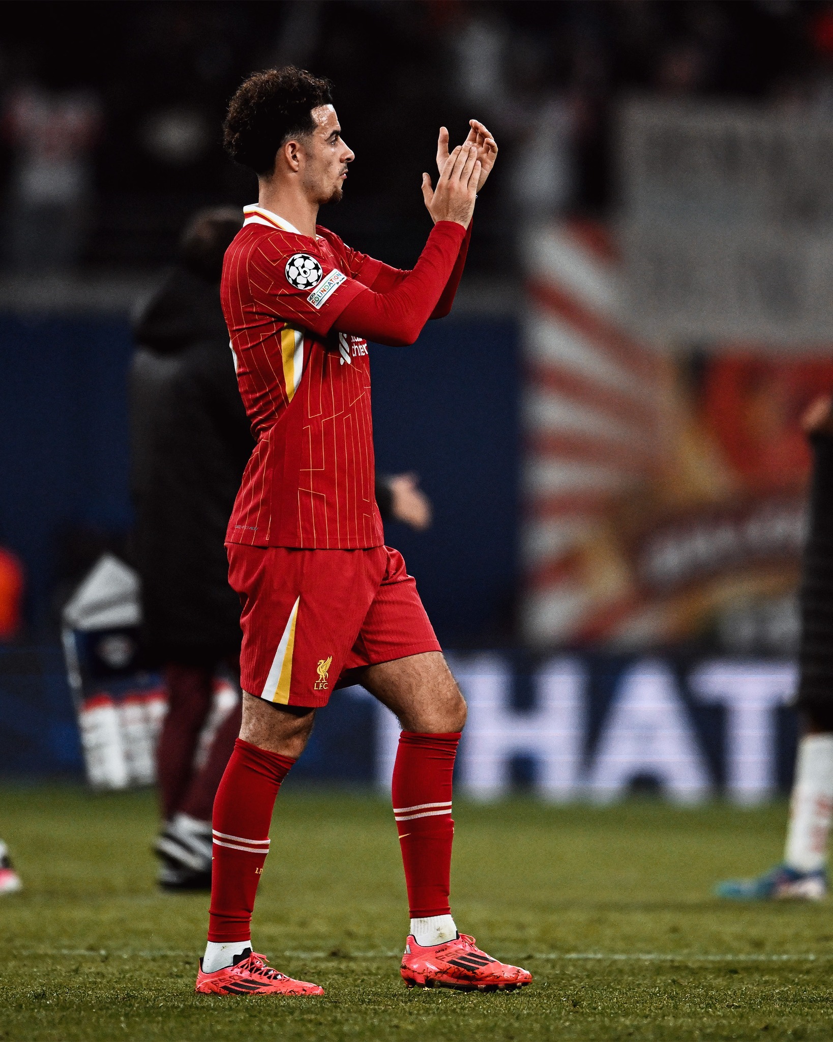 利物浦惊险获胜，取得晋级资格