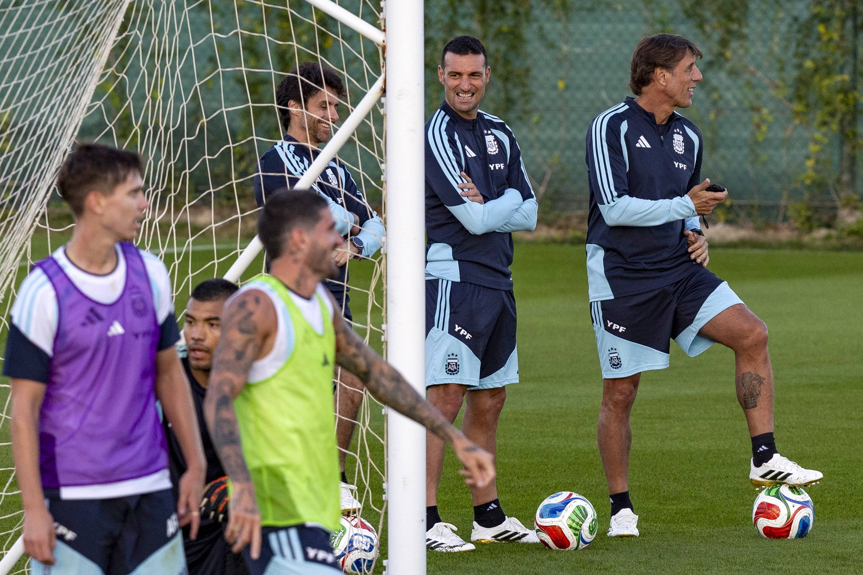 阿根廷球队备战国际比赛，谋求取胜关键